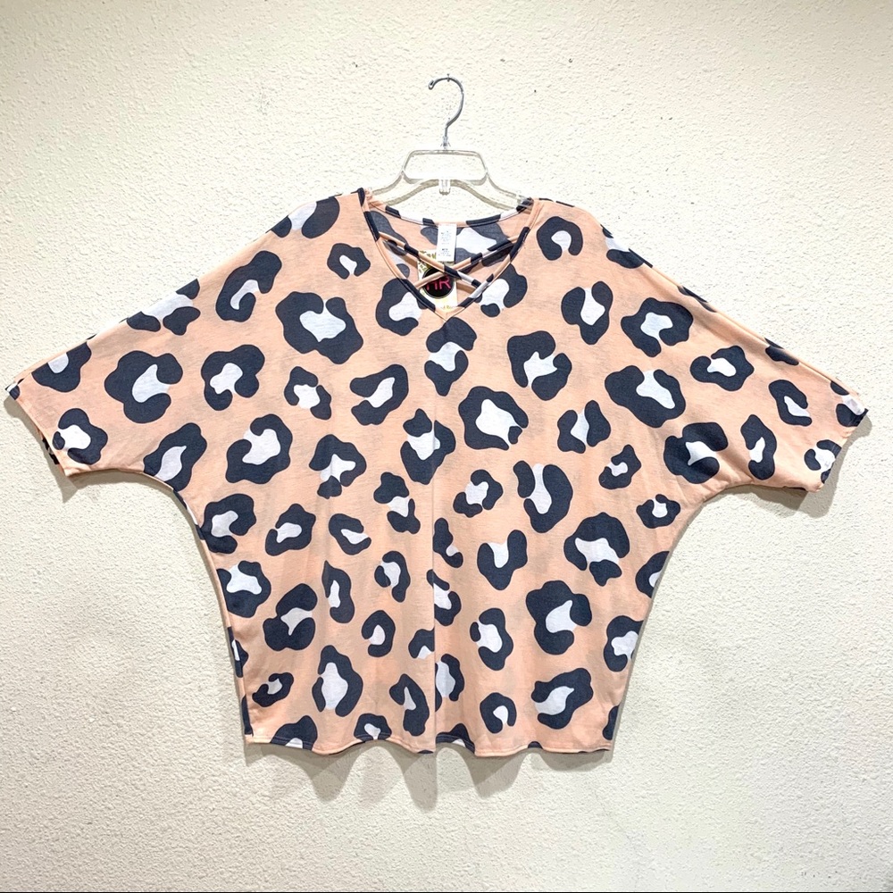 Plus Size Peach Animal Prints Tops (NWT) - Picture 2 of 8